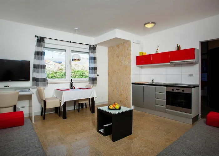 Ark Beach Hotel 4*