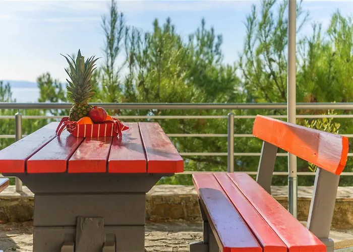 Ark Beach Hotel 4*