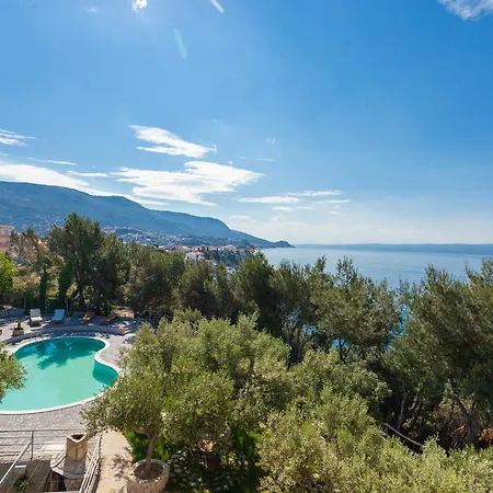 Hotel Ark Beach Hotel 4*